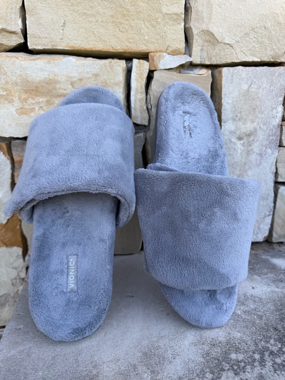 Vionic Dream Charcoal Plush Slide Slippers Sz-10.  I